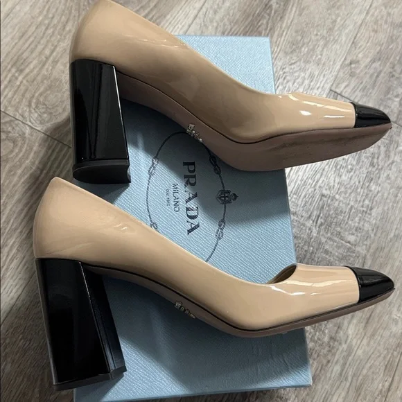 Vintage Prada Navy Patent Leather Block Heel 39 PRISTINE ASO Carolyn Bessette - Picture 11 of 12